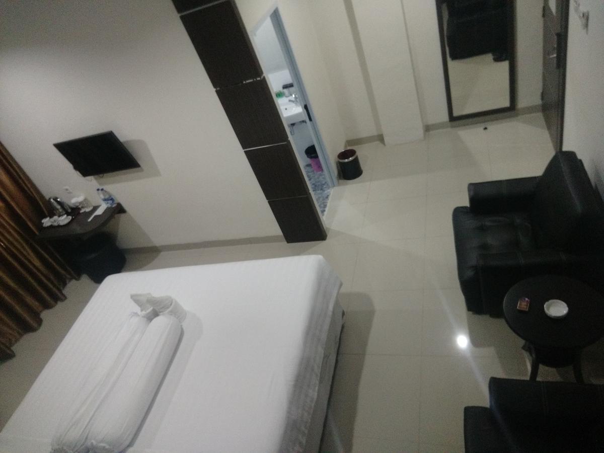 Grand Indobaru Hotel Selatpanjang Exterior foto